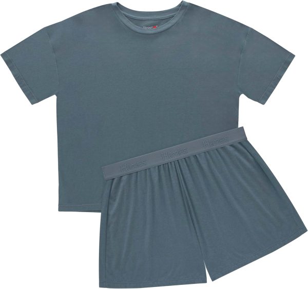 img-7b0ae6b9cba203345c4a T-Shirt and Shorts Pyjama Set